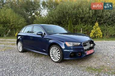 Хэтчбек Audi A3 2016 в Яворове