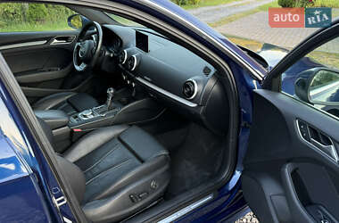 Хэтчбек Audi A3 2016 в 