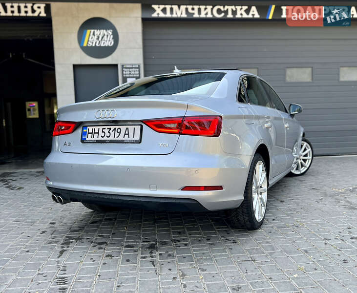 Седан Audi A3 2014 в Одессе