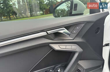 Седан Audi A3 2021 в 