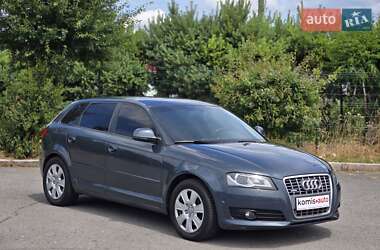 Хэтчбек Audi A3 2009 в 