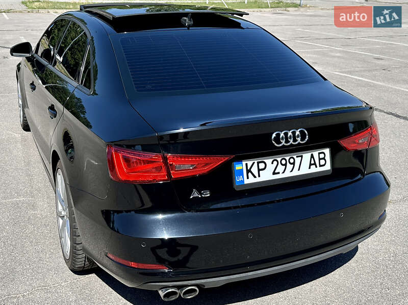 Седан Audi A3 2015 в Запорожье