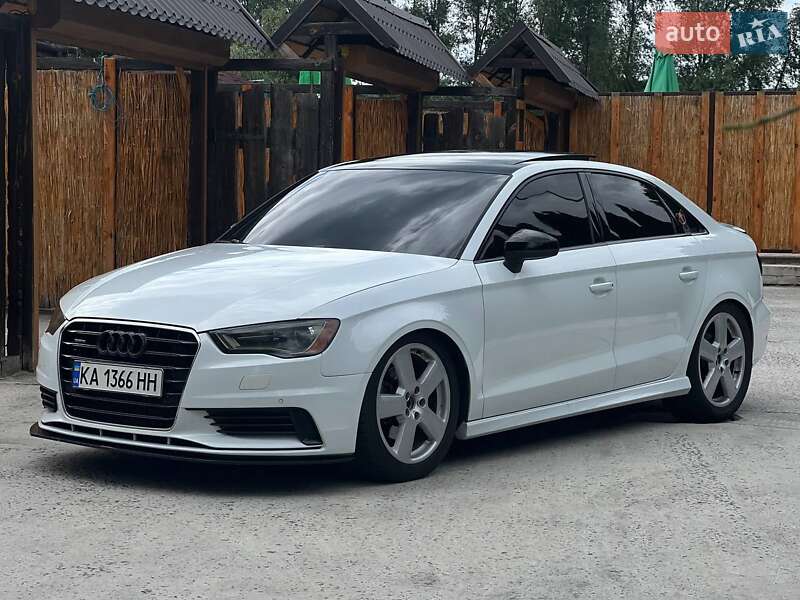 Седан Audi A3 2015 в Черкассах