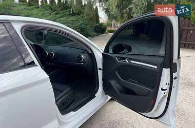 Седан Audi A3 2015 в 