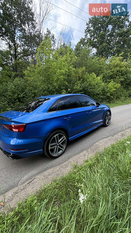 Седан Audi A3 2017 в Харькове