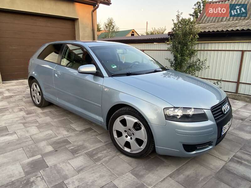 Хэтчбек Audi A3 2003 в Измаиле