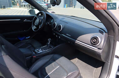 Кабриолет Audi A3 2015 в 