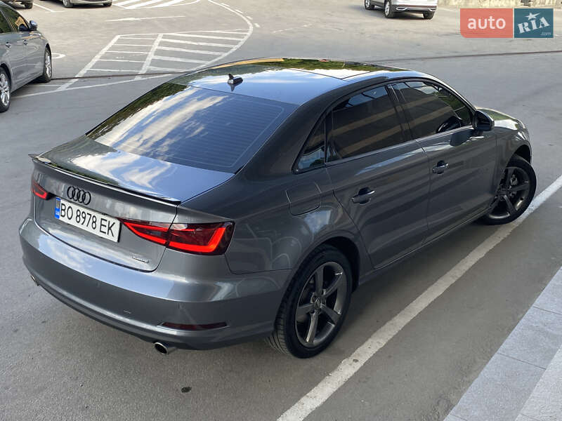 Седан Audi A3 2015 в Тернополі