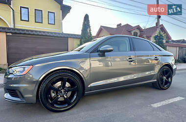 Седан Audi A3 2016 в 