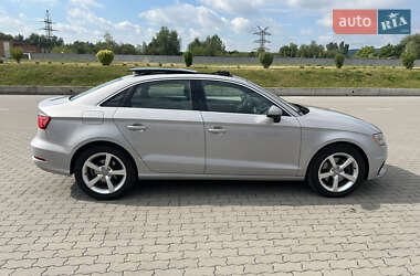 Седан Audi A3 2014 в 