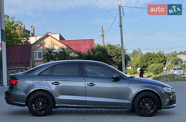 Седан Audi A3 2017 в 