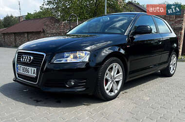 Хэтчбек Audi A3 2009 в 