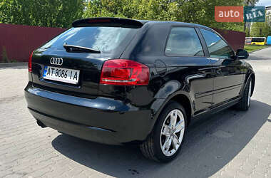 Хэтчбек Audi A3 2009 в 