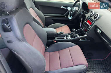 Хэтчбек Audi A3 2009 в 