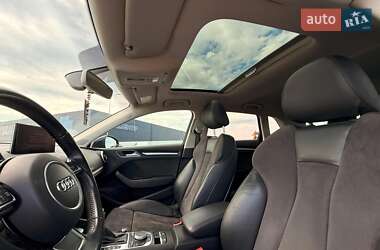 Хетчбек Audi A3 2016 в 