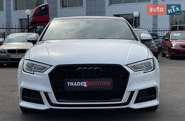 Седан Audi A3 2015 в 