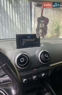 Седан Audi A3 2014 в 