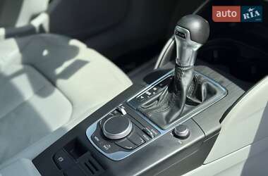 Седан Audi A3 2015 в 