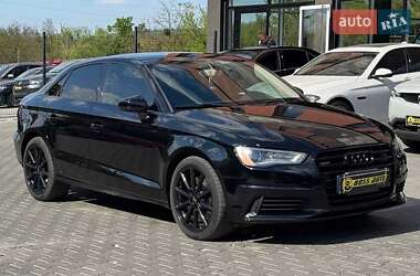 Седан Audi A3 2015 в Черновцах