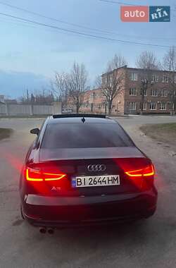 Седан Audi A3 2015 в 