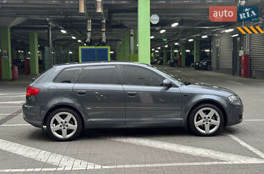 Хэтчбек Audi A3 2005 в 
