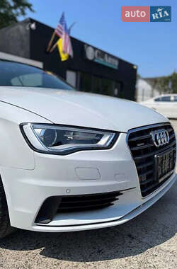 Кабріолет Audi A3 2016 в 