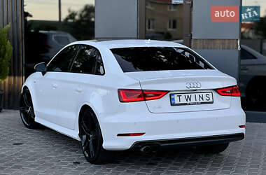 Седан Audi A3 2016 в 