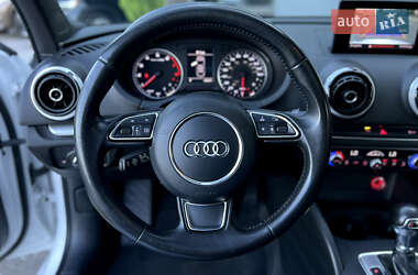 Седан Audi A3 2016 в 