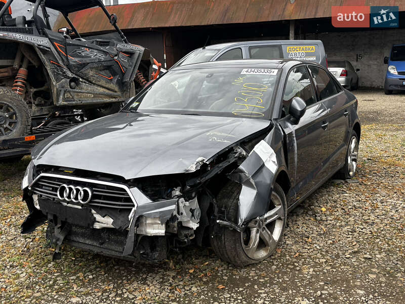 Седан Audi A3 2018 в Стрию