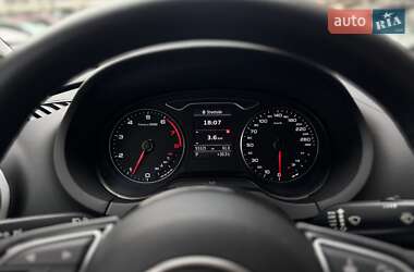 Седан Audi A3 2013 в 