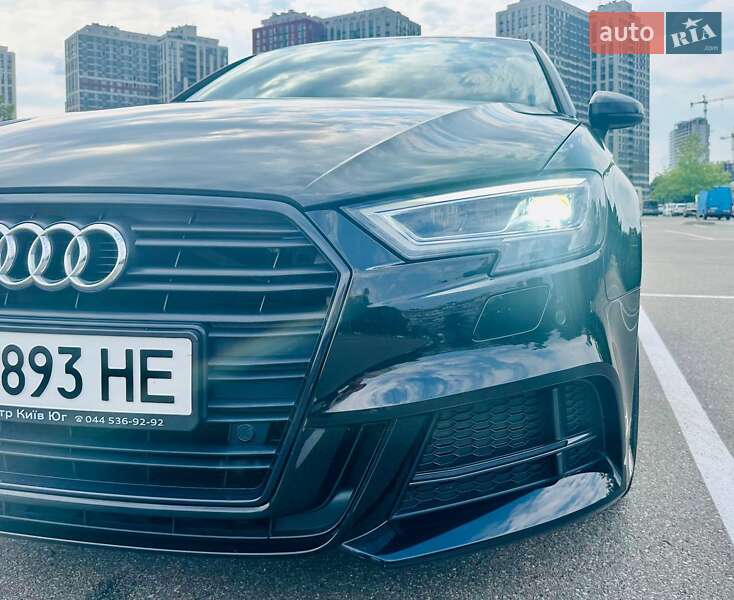 Хетчбек Audi A3 2017 в Києві