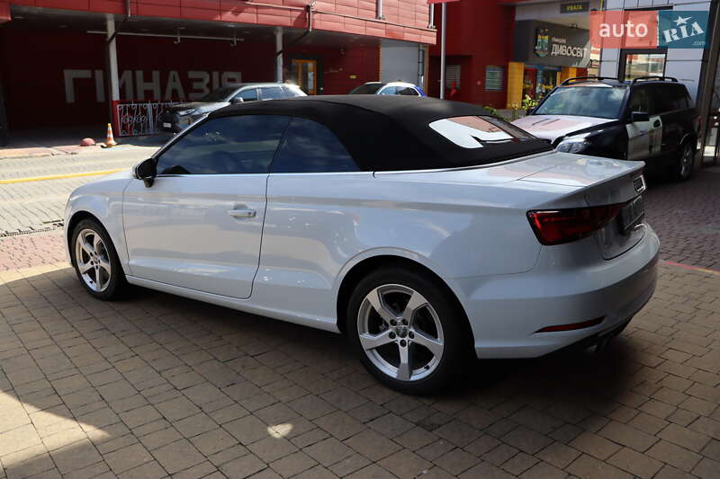 Кабриолет Audi A3 2019 в Львове