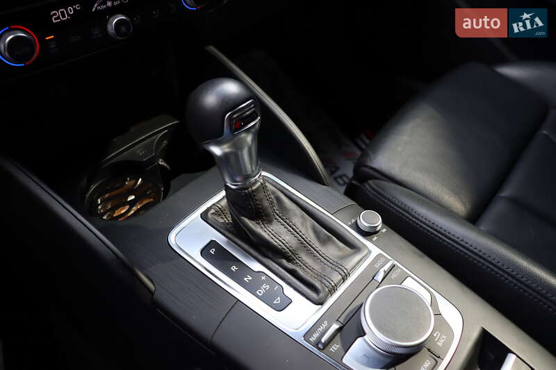 Кабриолет Audi A3 2019 в Львове