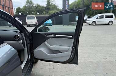 Седан Audi A3 2015 в 