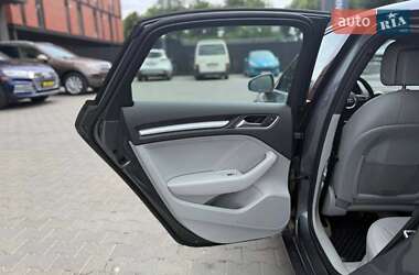 Седан Audi A3 2015 в 