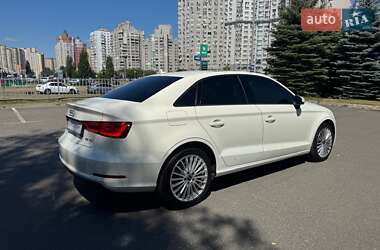 Седан Audi A3 2014 в 