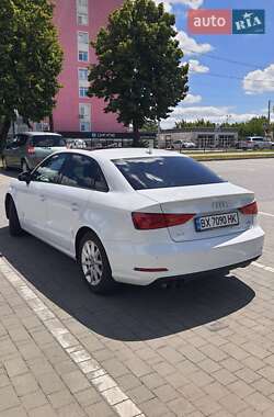 Седан Audi A3 2016 в 