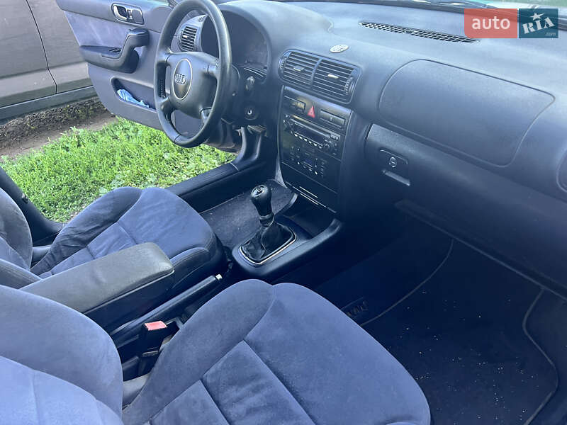 Хэтчбек Audi A3 2002 в Виннице