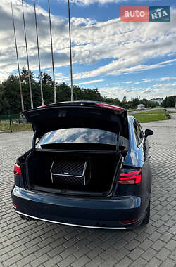 Седан Audi A3 2017 в 