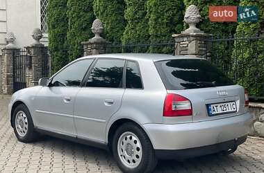 Хетчбек Audi A3 2002 в 