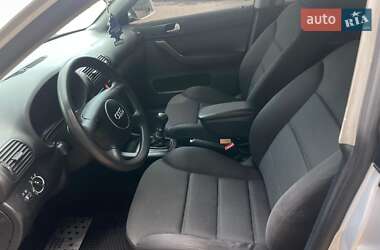 Хетчбек Audi A3 2002 в 