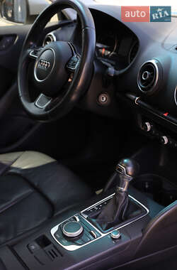 Седан Audi A3 2014 в 