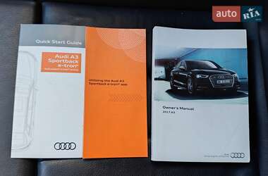 Хэтчбек Audi A3 2016 в 