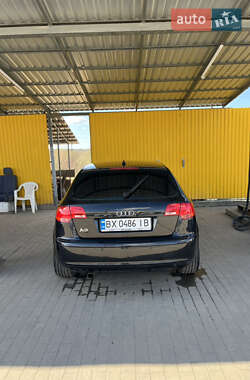 Хетчбек Audi A3 2004 в 