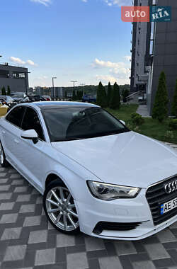 Седан Audi A3 2014 в Києві