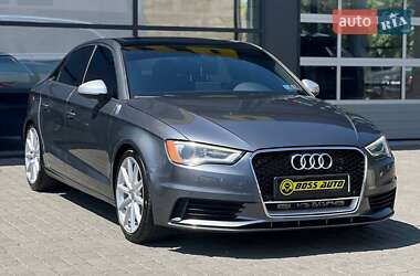 Седан Audi A3 2015 в Ивано-Франковске