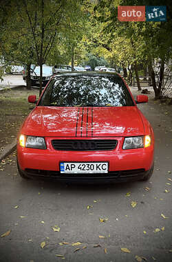 Хэтчбек Audi A3 1998 в 