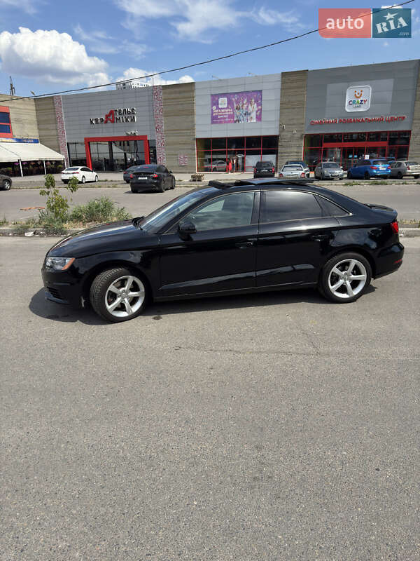 Седан Audi A3 2016 в Днепре