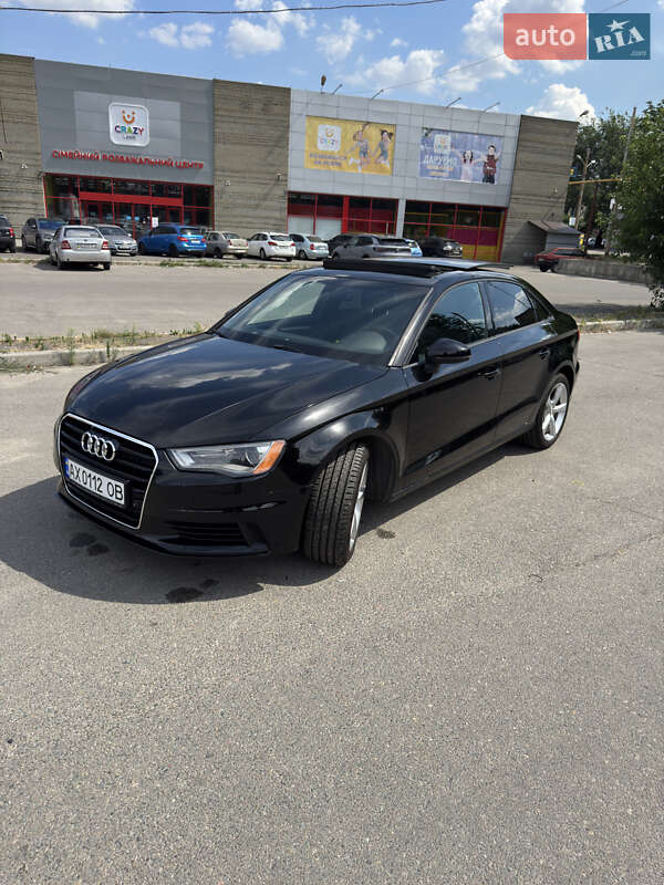Седан Audi A3 2016 в Днепре