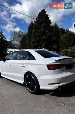 Седан Audi A3 2015 в 